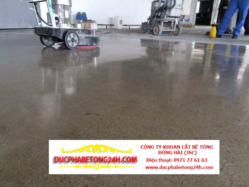 6 cách xử lý nền bê tông bị bụi hiệu quả cho gia chủ